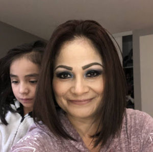 Meet your Posher, Ana